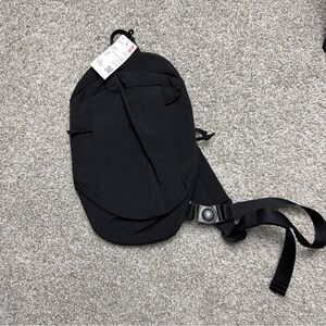 Uniqlo Crossbody Bag UNISEX 09 Black Color NWT